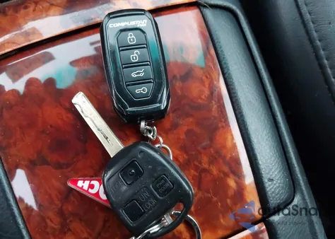 2007 Lexus Rx 350 from USA, damaged, VIN 2T2HK31UX7C040985